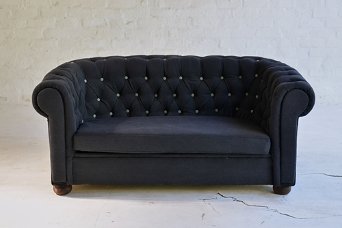 039 B Couch Chesterfield Shadow